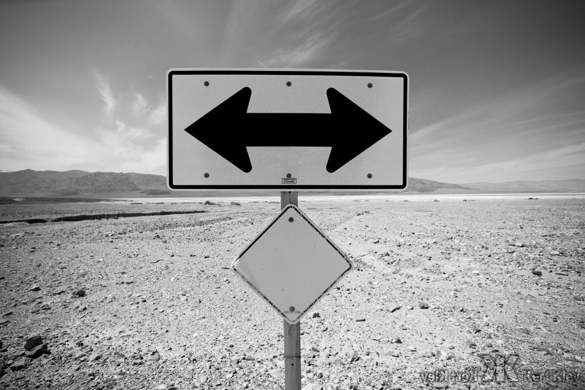 DEATH VALLEY - Road Sign